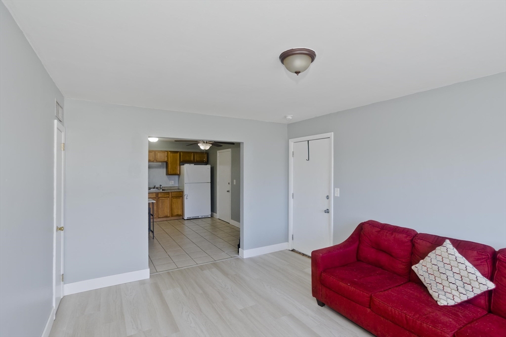 239 Glasgow Street, Unit 10 Fall River, MA 02721 - Photo 10 of 24