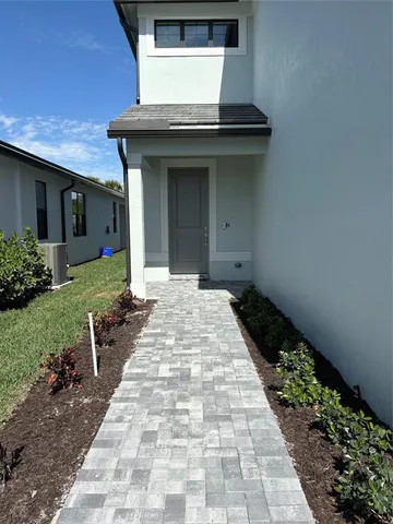 $4,900 | 9641 Chora Tunel Way, Lake Worth, FL 33467