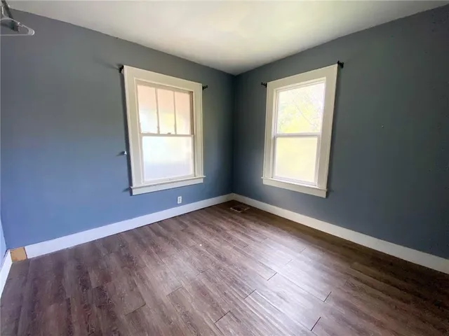 $79,500 | 8908 Thompson Avenue, Independence, MO 64053