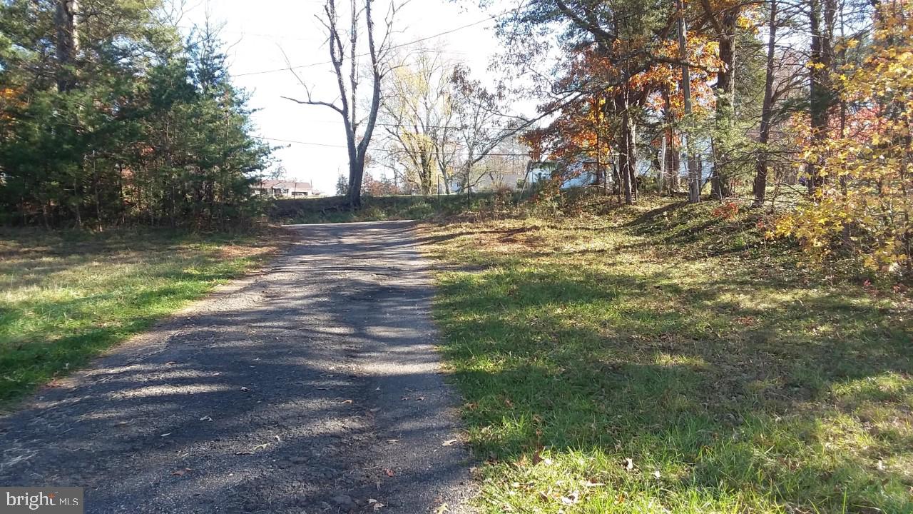 674 Frytown Road Warrenton, VA 20186 - Photo 2 of 13