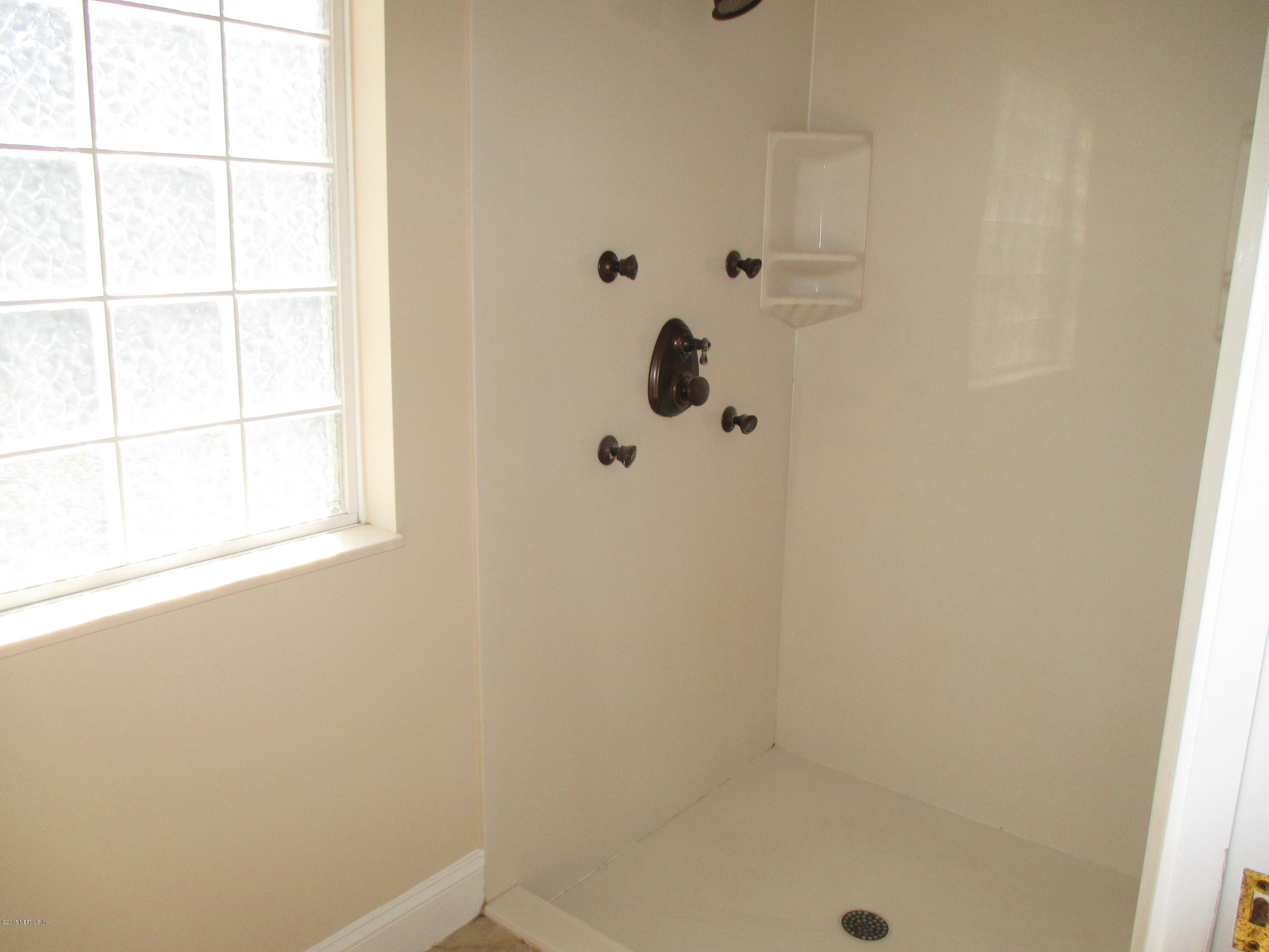 5557 Ada Johnson Road Jacksonville, FL 32218 - Photo 21 of 31 Master Shower