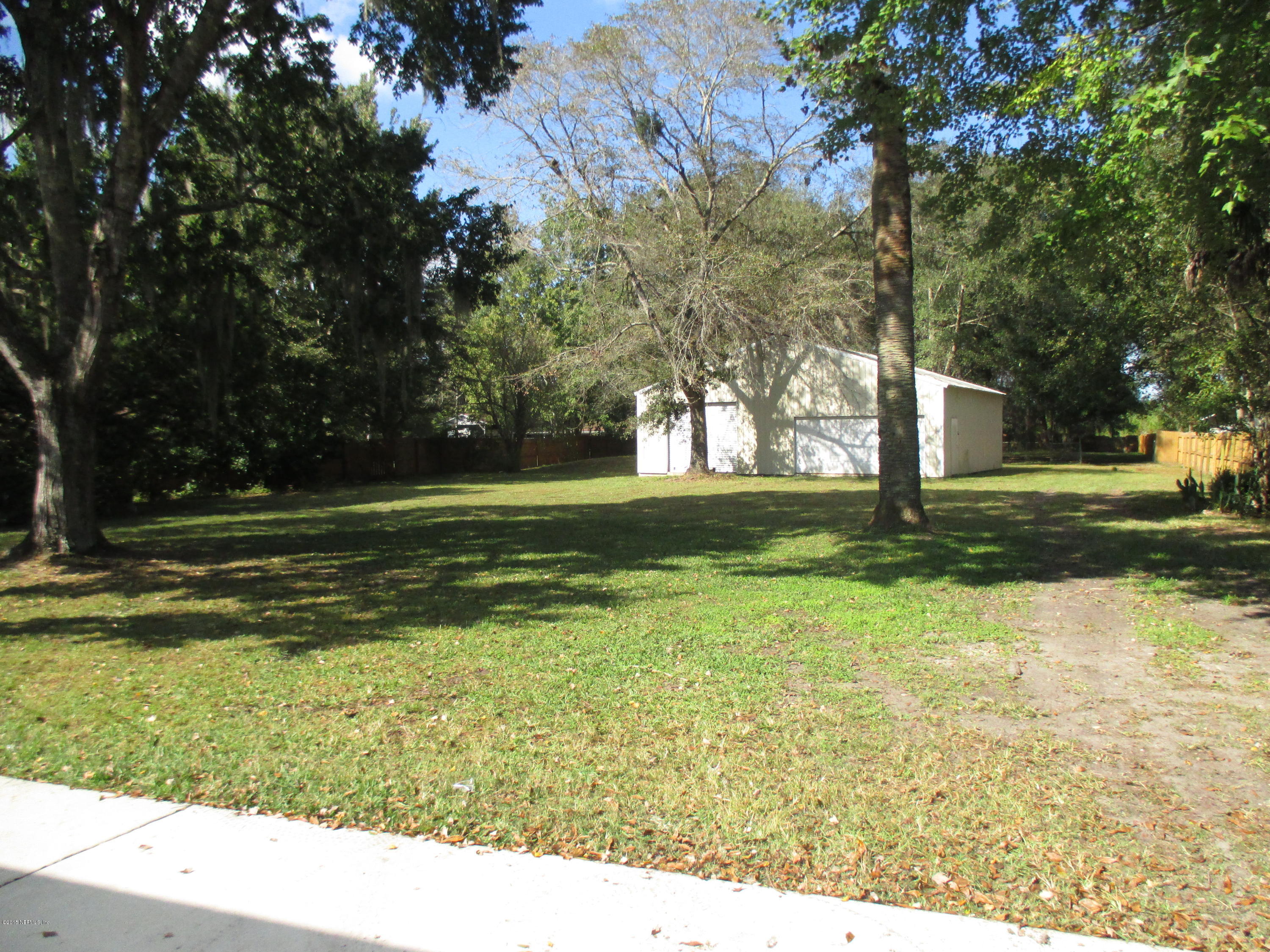 5557 Ada Johnson Road Jacksonville, FL 32218 - Photo 10 of 31 Backyard