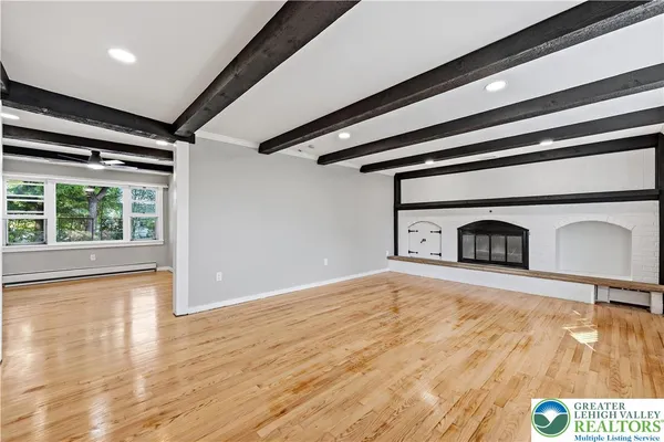 $515,000 | 1319 Overlook Road, Whitehall, PA 18052
