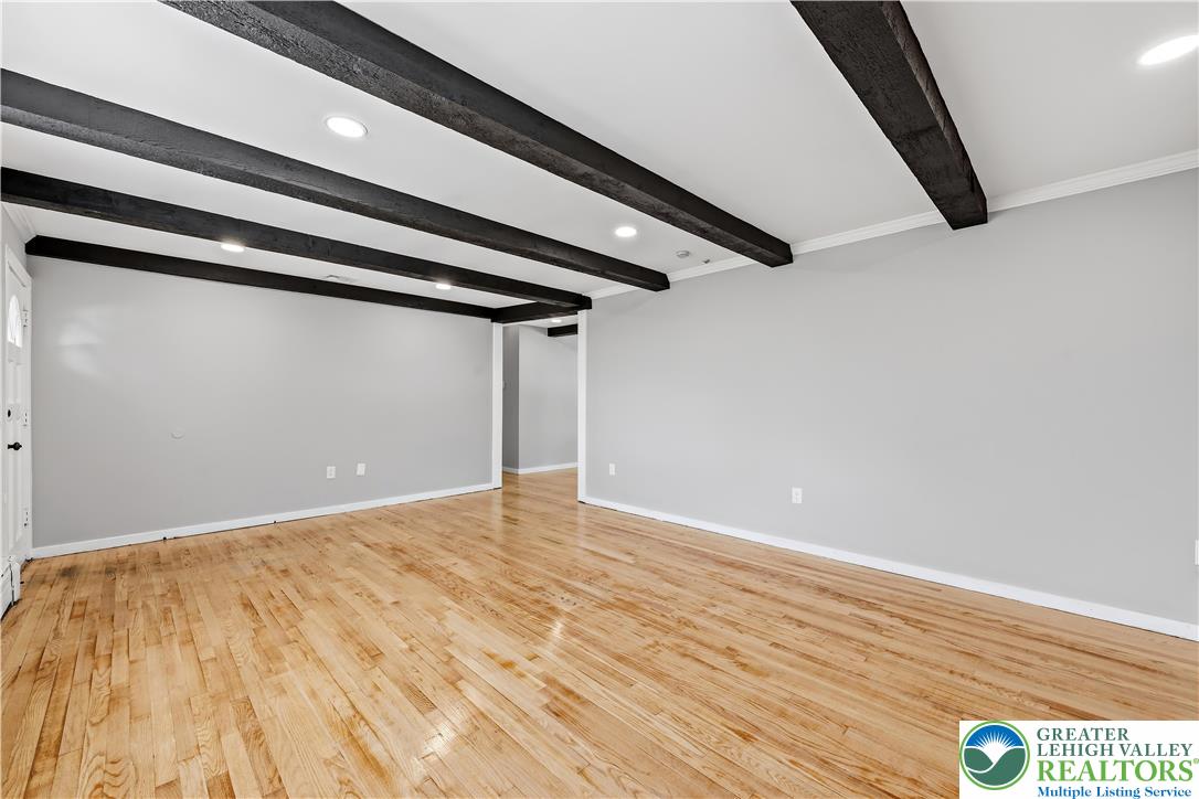 1319 Overlook Road Whitehall, PA 18052 - Photo 14 of 43