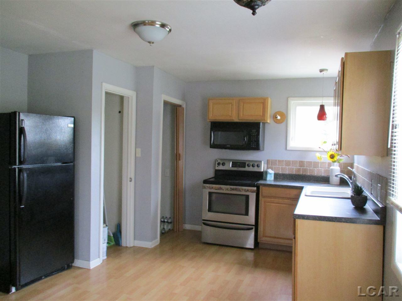 1285 Sutton Road Adrian, MI 49221 - Photo 17 of 33 50011010-16.JPG