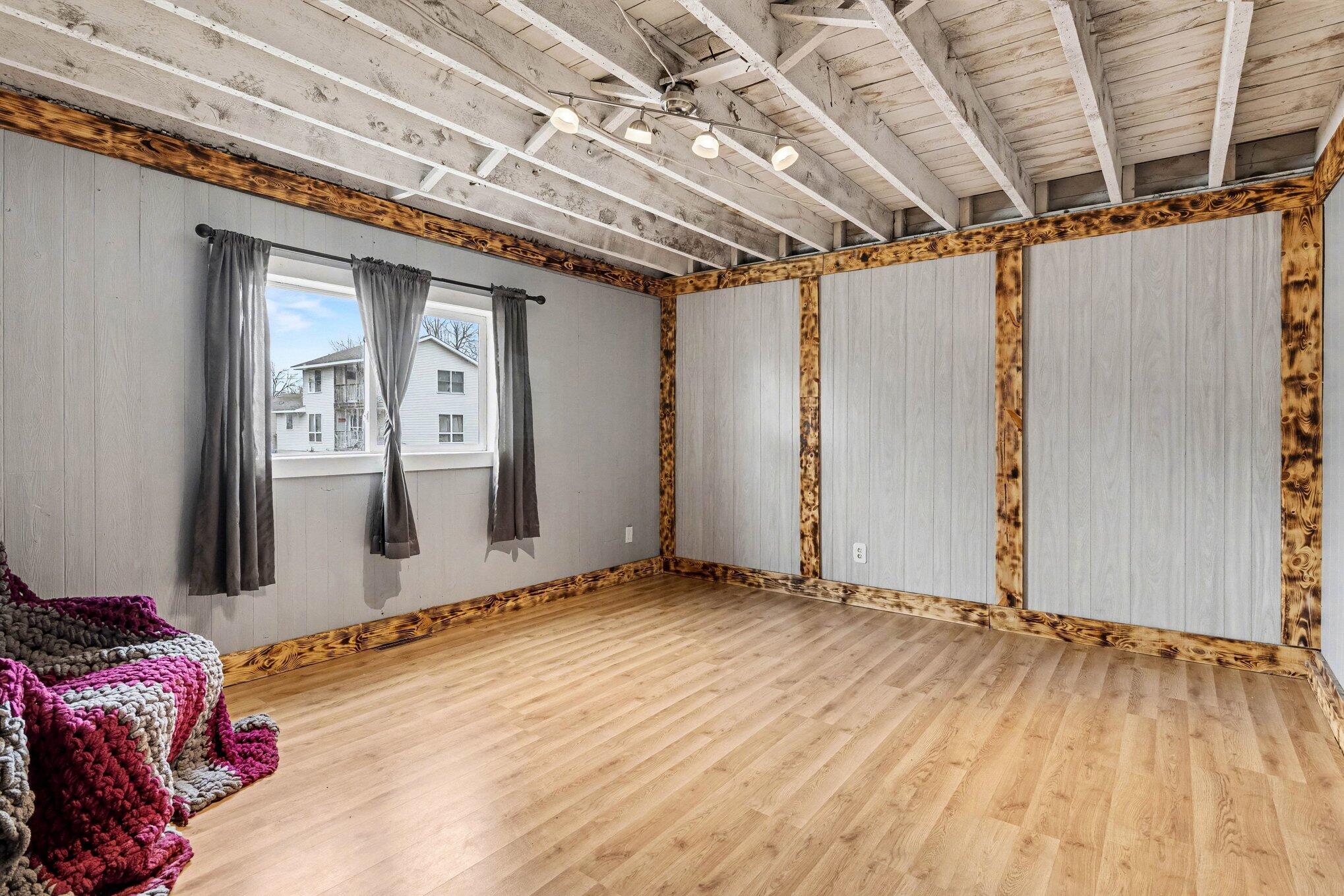 202 East Arbor Street Marcellus, MI 49067 - Photo 6 of 21 003_file_9028