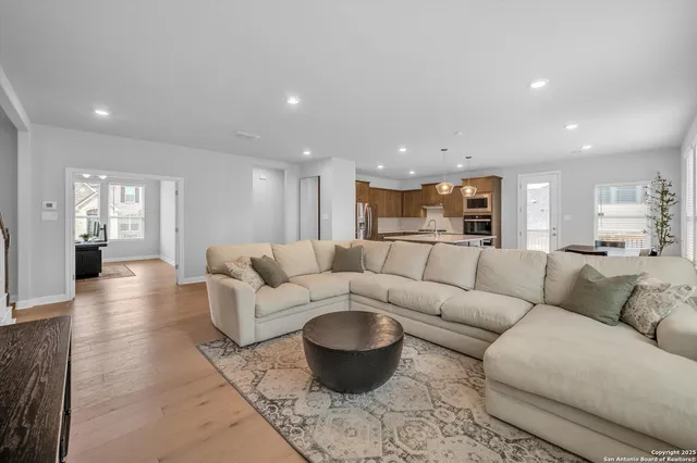 $2,900 | 349 Rhapsody, Spring Branch, TX 78070