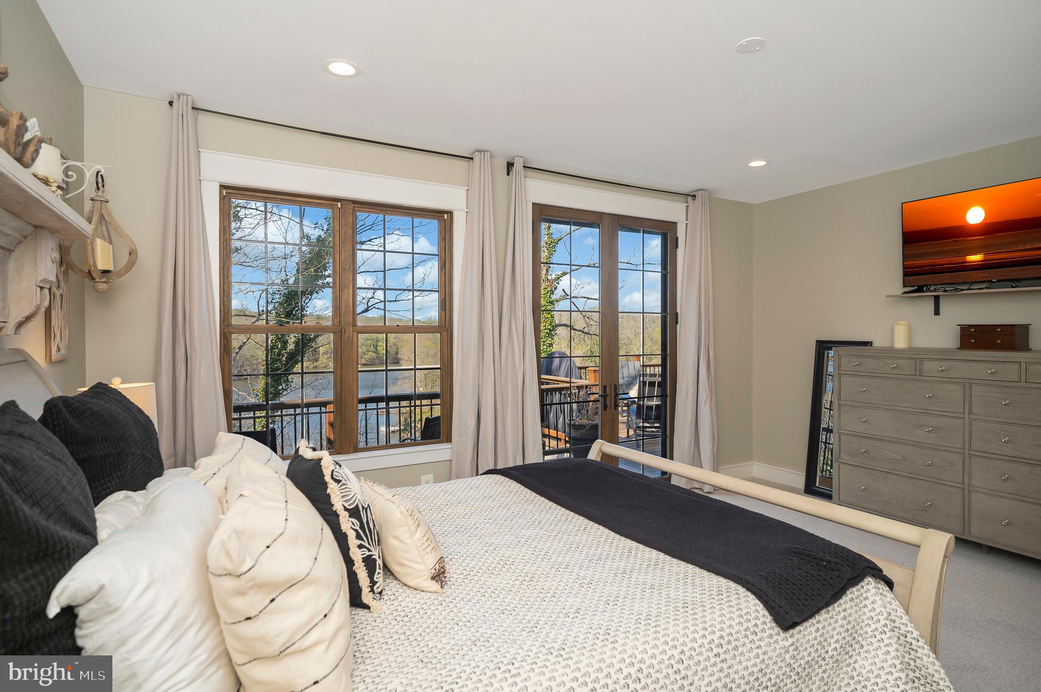 8080 Longtree Road Manassas, VA 20112 - Photo 36 of 66 Gallery Image 36