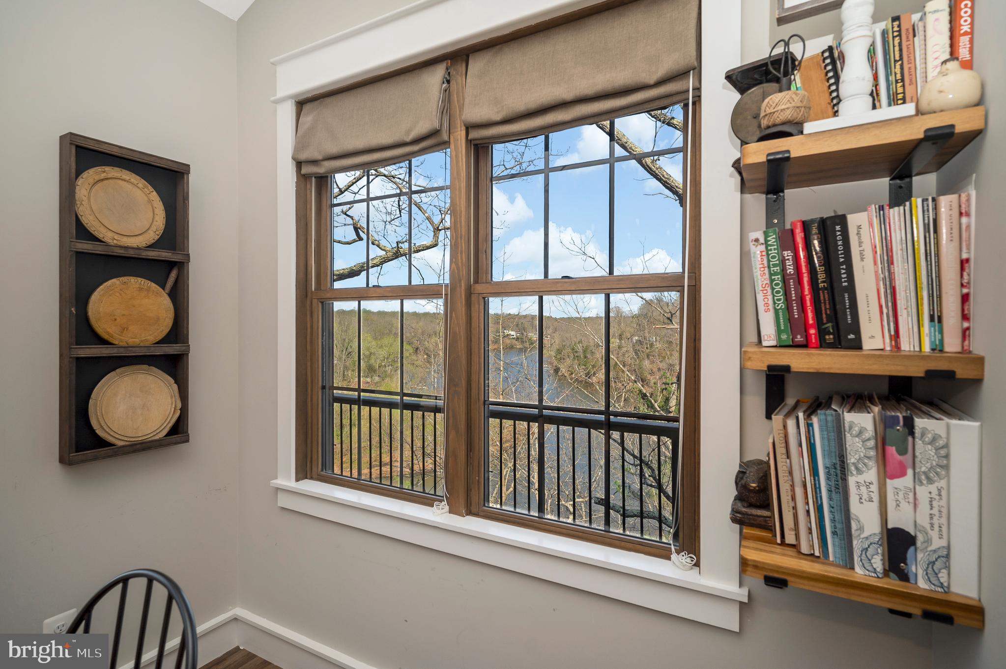 8080 Longtree Road Manassas, VA 20112 - Photo 47 of 66 window.