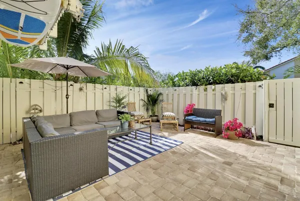 $3,400 | 293 Seabreeze Circle, Jupiter, FL 33477