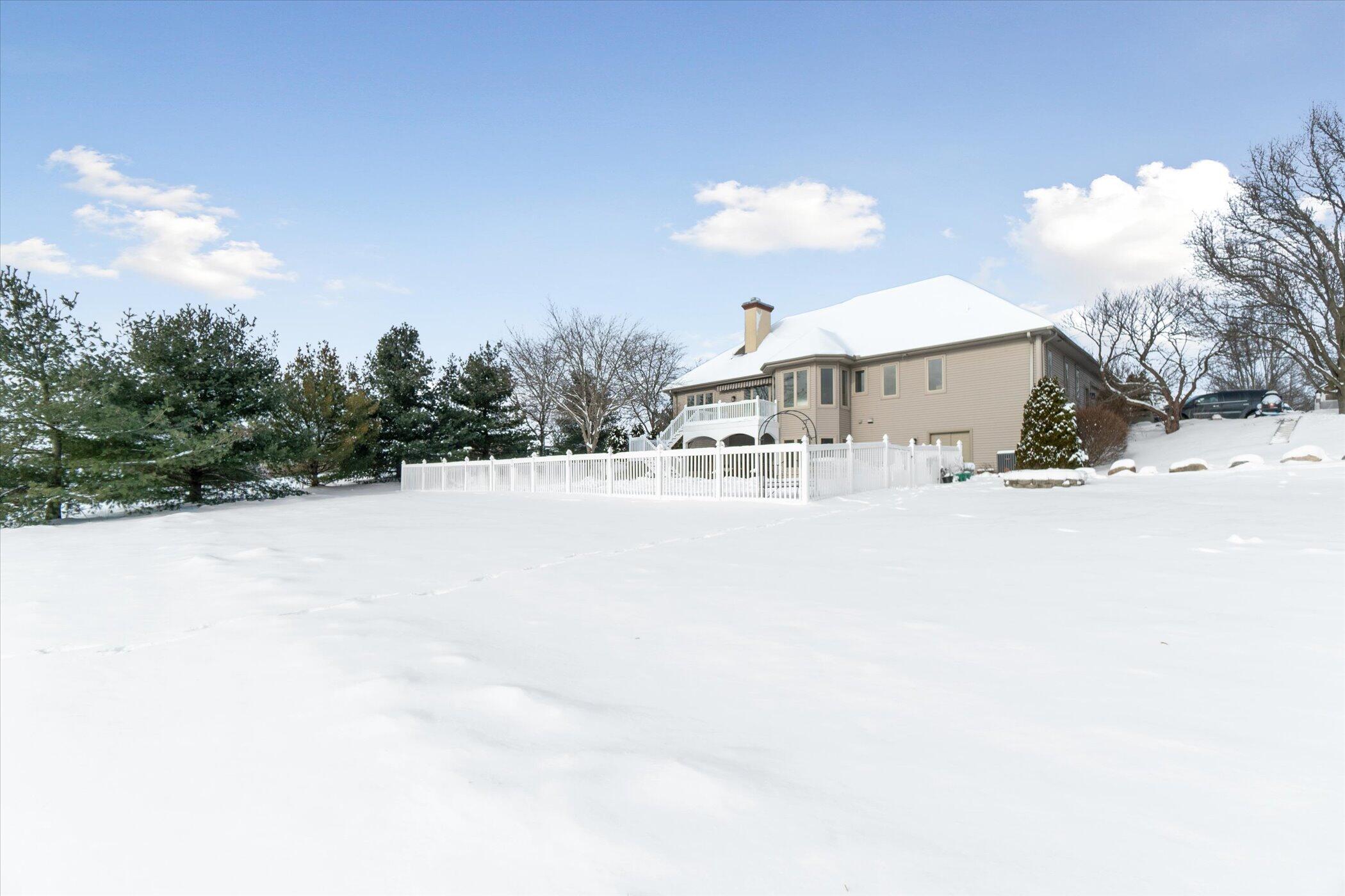 86-5887-Lee-Rd-Jackson-MI-49201-WindowSt