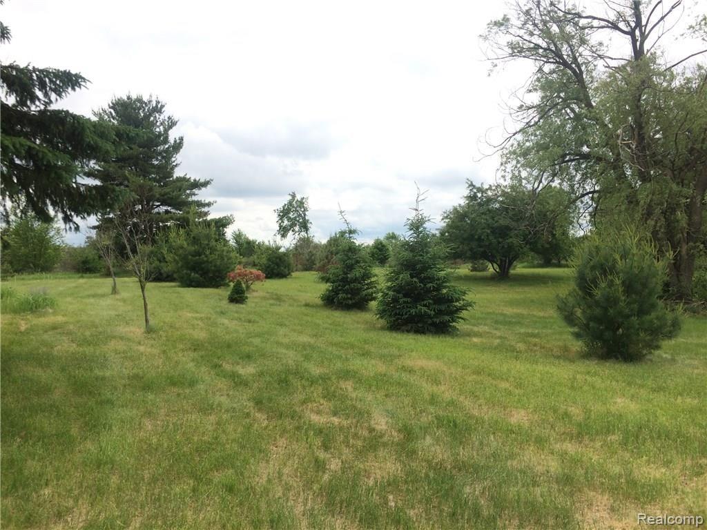 2921 Middle Road Highland, MI 48357 - Photo 22 of 25 Gallery Image 22
