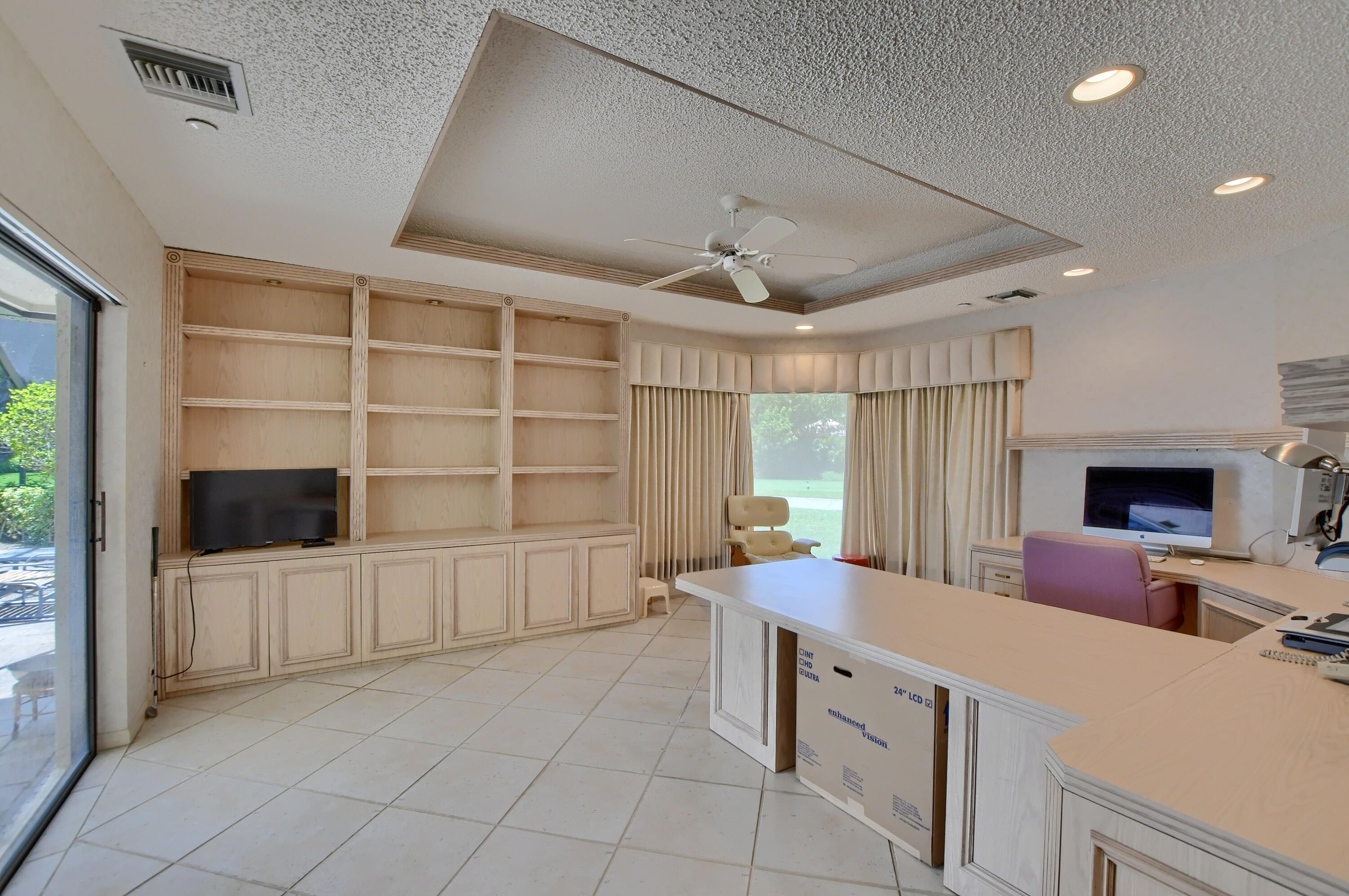 19576 Planters Point Drive Boca Raton, FL 33434 - Photo 28 of 87 33_ebf_8503-hdr(5)