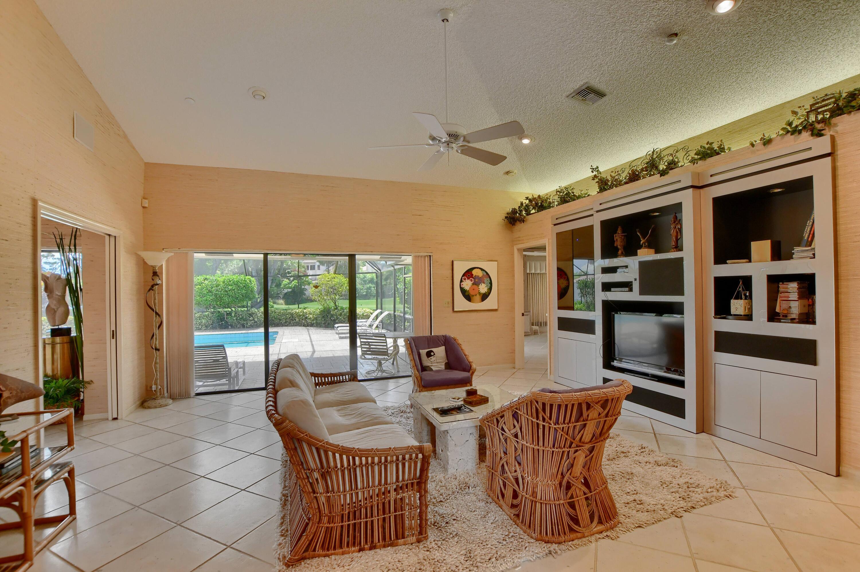 19576 Planters Point Drive Boca Raton, FL 33434 - Photo 4 of 87 08_ebf_8378-hdr(5)