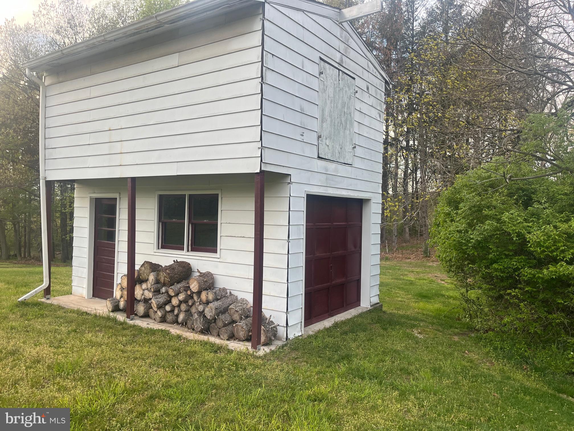 91 Fitterling Road Mohnton, PA 19540 - Photo 8 of 34 Gallery Image 8