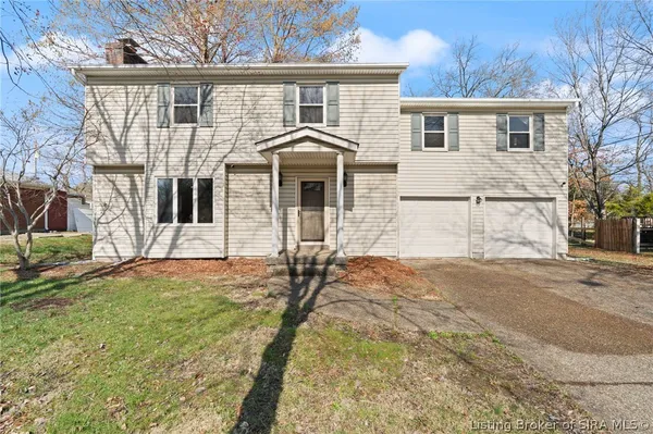 $285,000 | 4025 Summer Place, New Albany, IN 47150