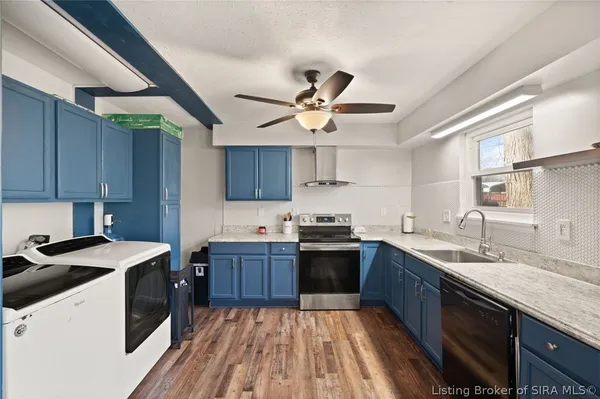 $285,000 | 4025 Summer Place, New Albany, IN 47150