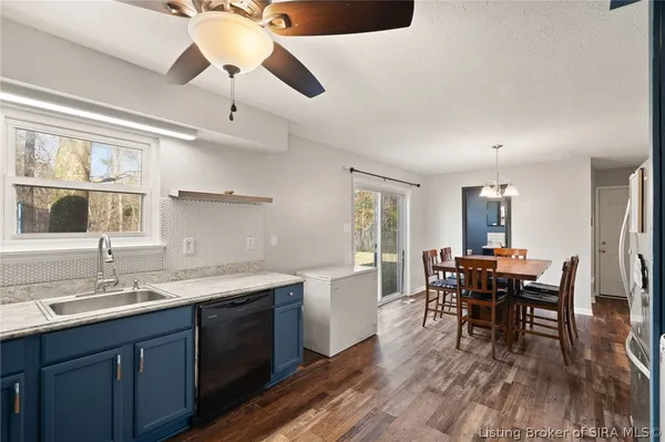 $285,000 | 4025 Summer Place, New Albany, IN 47150