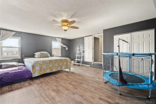 $285,000 | 4025 Summer Place, New Albany, IN 47150