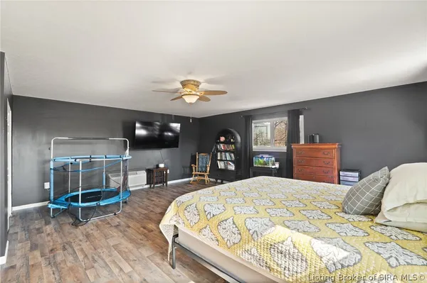 $285,000 | 4025 Summer Place, New Albany, IN 47150