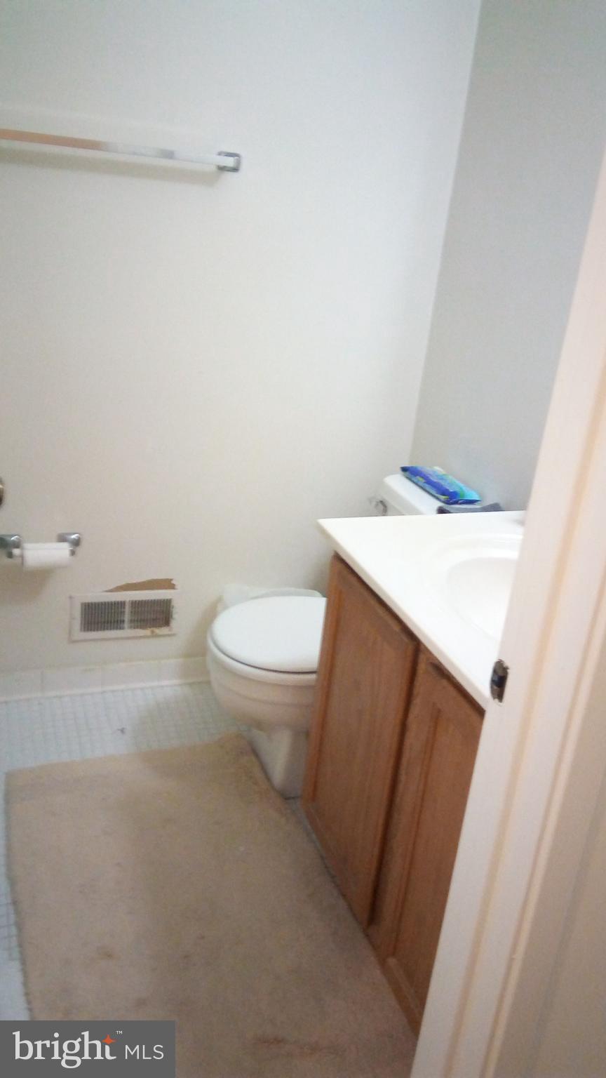 3802 Ferrara Drive Silver Spring, MD 20906 - Photo 12 of 15 Bath