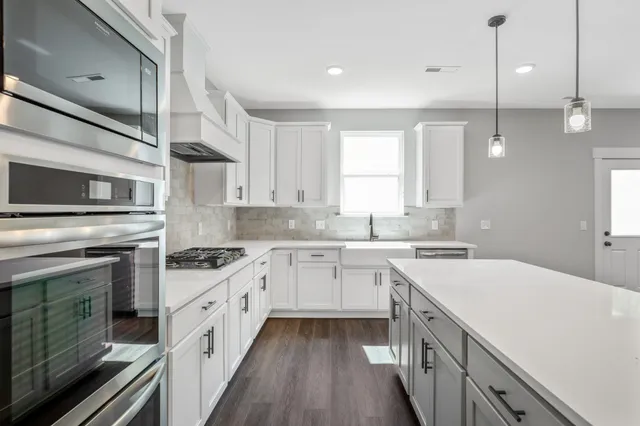 $449,900 | 4213 Burton Drive, White House, TN 37188