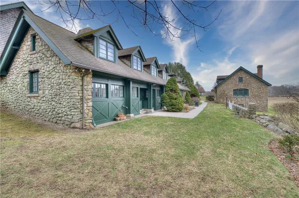 $539,000 | 50 Shadow Farm Way, South Kingstown, RI 02879