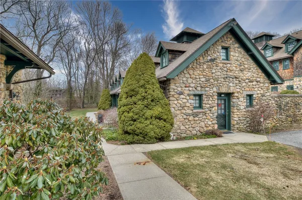 $539,000 | 50 Shadow Farm Way, South Kingstown, RI 02879