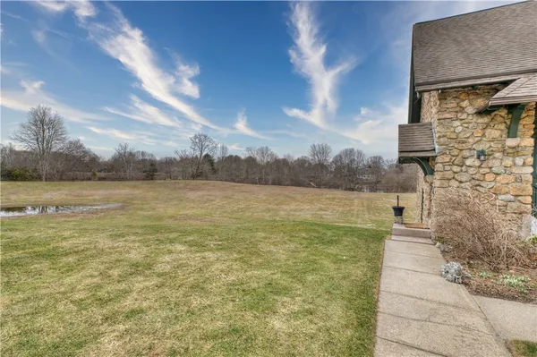 $539,000 | 50 Shadow Farm Way, South Kingstown, RI 02879