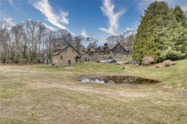 $539,000 | 50 Shadow Farm Way, South Kingstown, RI 02879