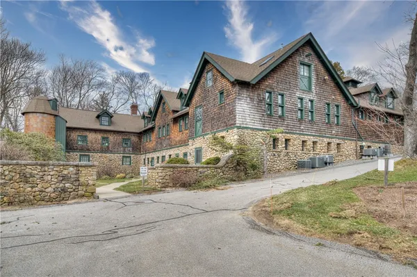 $539,000 | 50 Shadow Farm Way, South Kingstown, RI 02879