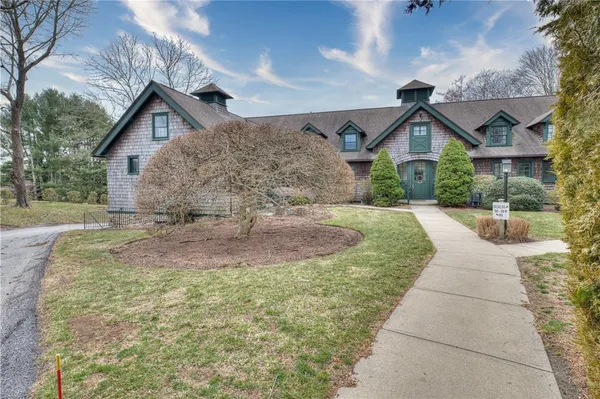 $539,000 | 50 Shadow Farm Way, South Kingstown, RI 02879