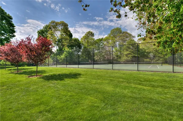 $539,000 | 50 Shadow Farm Way, South Kingstown, RI 02879