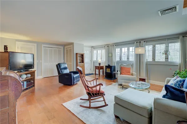 $539,000 | 50 Shadow Farm Way, South Kingstown, RI 02879