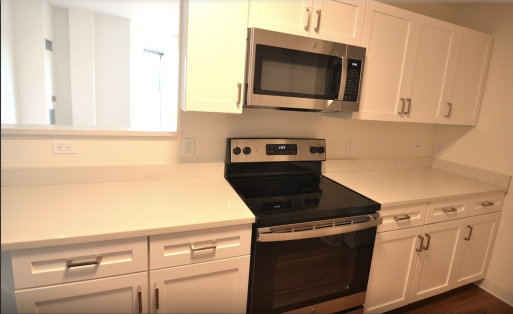 75 Peterborough Street, Unit 620 Boston, MA 02215 - Photo 7 of 14