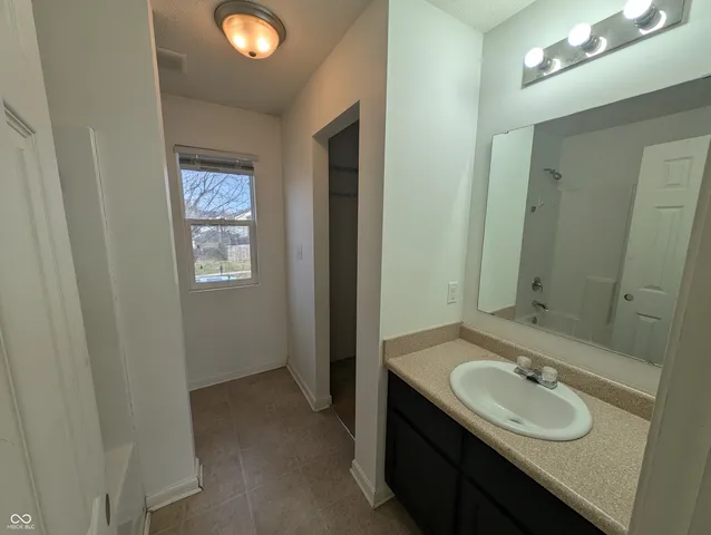 $219,900 | 4030 Lassen Lane, Indianapolis, IN 46235