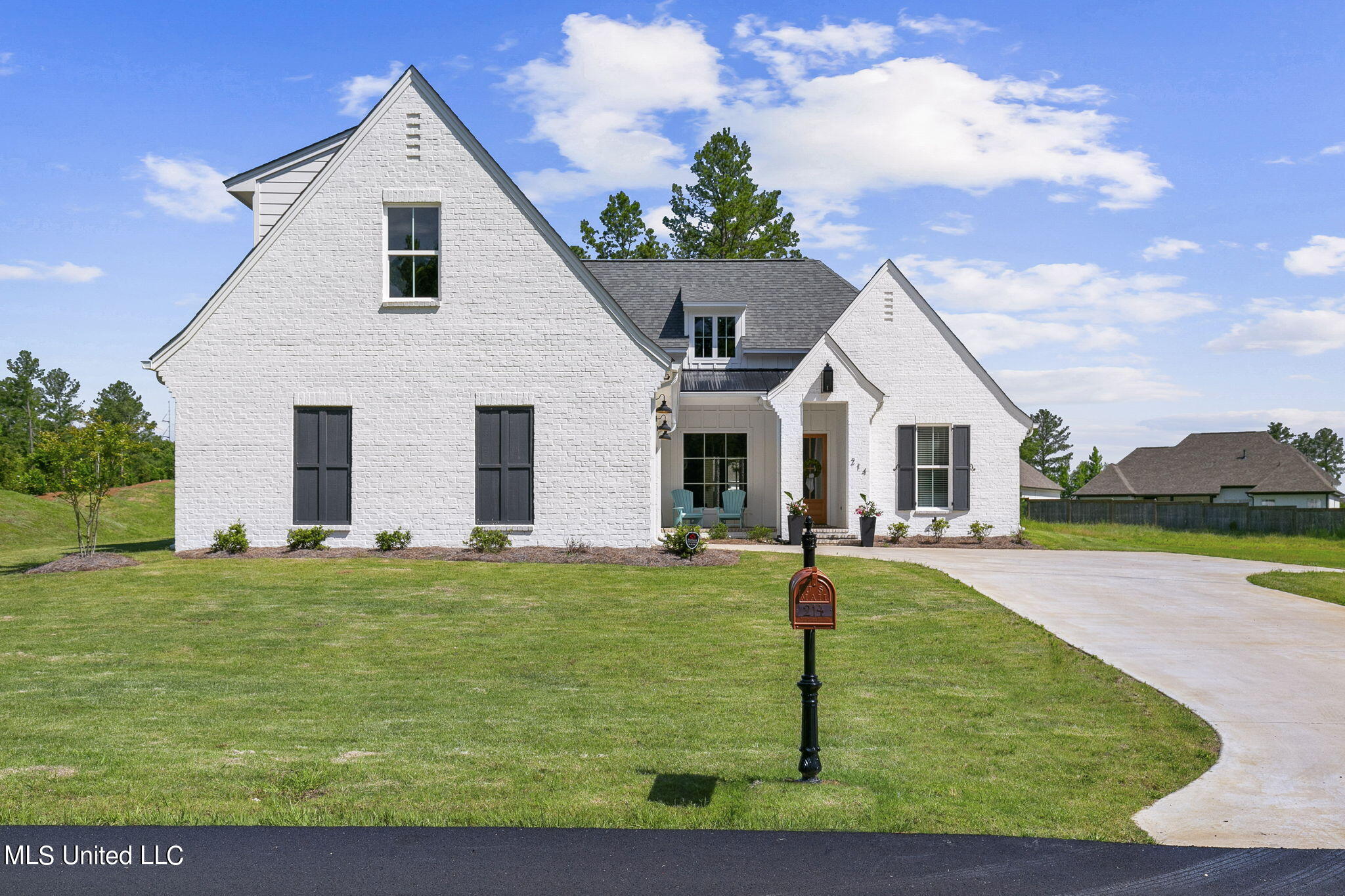 1-web-or-mls-214 Lake Ridge-1