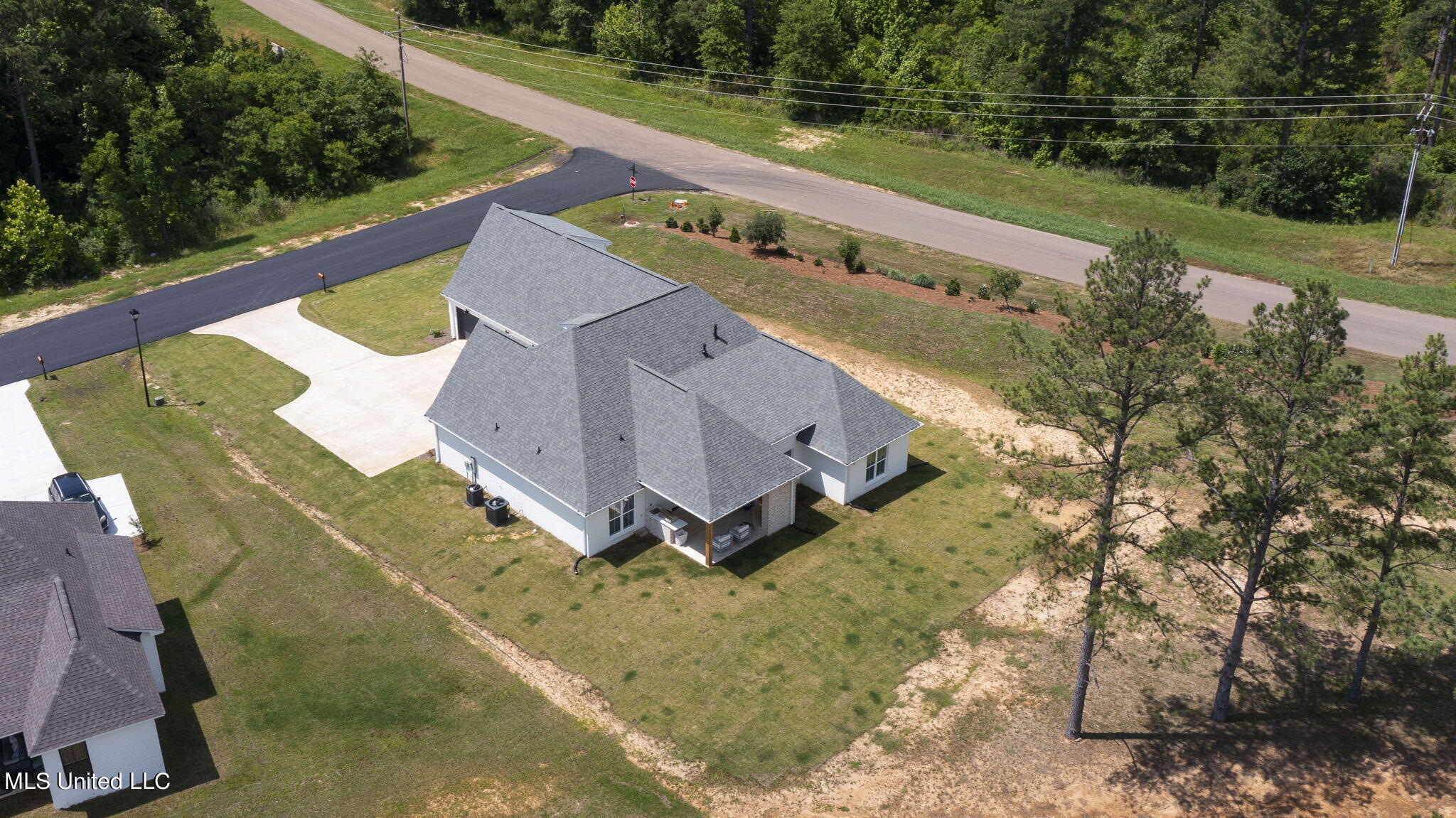 214 Lake Ridge Drive Madison, MS 39110 - Photo 63 of 66 73-web-or-mls-214 Lake Ridge-71