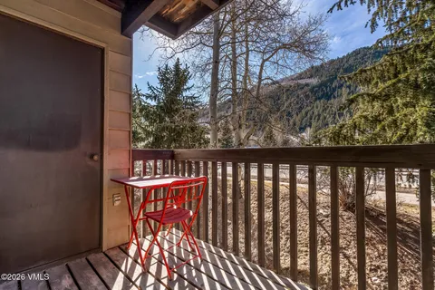 $685,000 | 39253 Highway 6, Unit 206, Avon, CO 81620