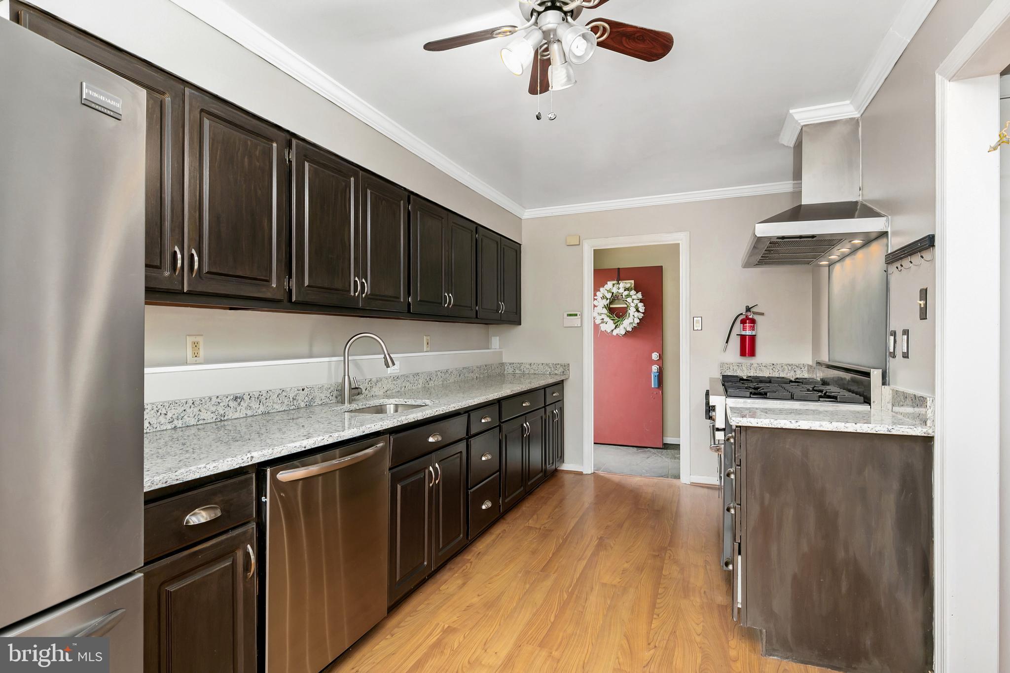 505 Tarrington Road Cherry Hill, NJ 08034 - Photo 8 of 28 Kitchen
