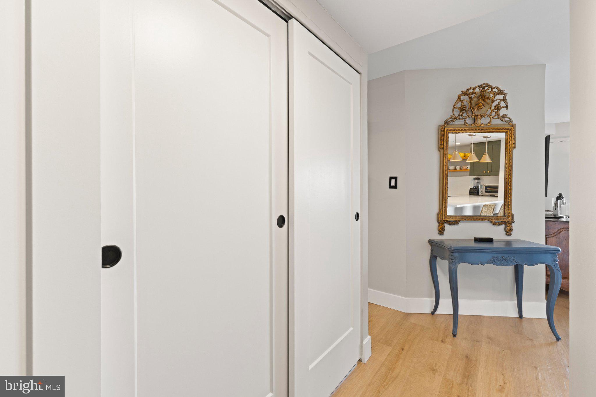 2001 Hamilton Street, Unit 1119 Philadelphia, PA 19130 - Photo 10 of 44 Elegant entryway with stylish accents.