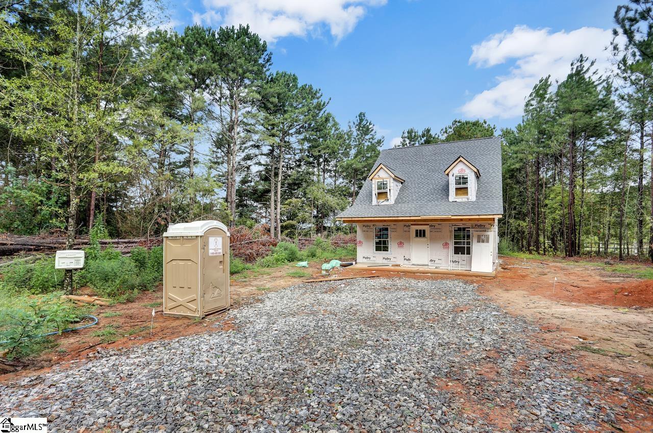 4 Wesley Ellison Road Williamston, SC 29697 - Photo 3 of 21