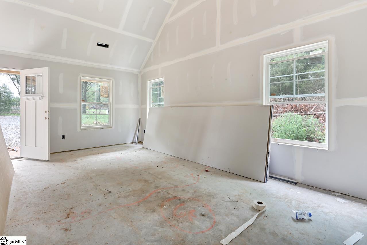 4 Wesley Ellison Road Williamston, SC 29697 - Photo 7 of 21
