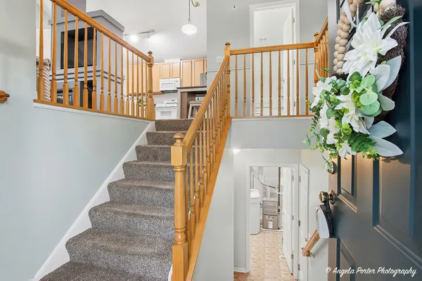 $315,000 | 324 New Haven Drive, Unit 324, Cary, IL 60013