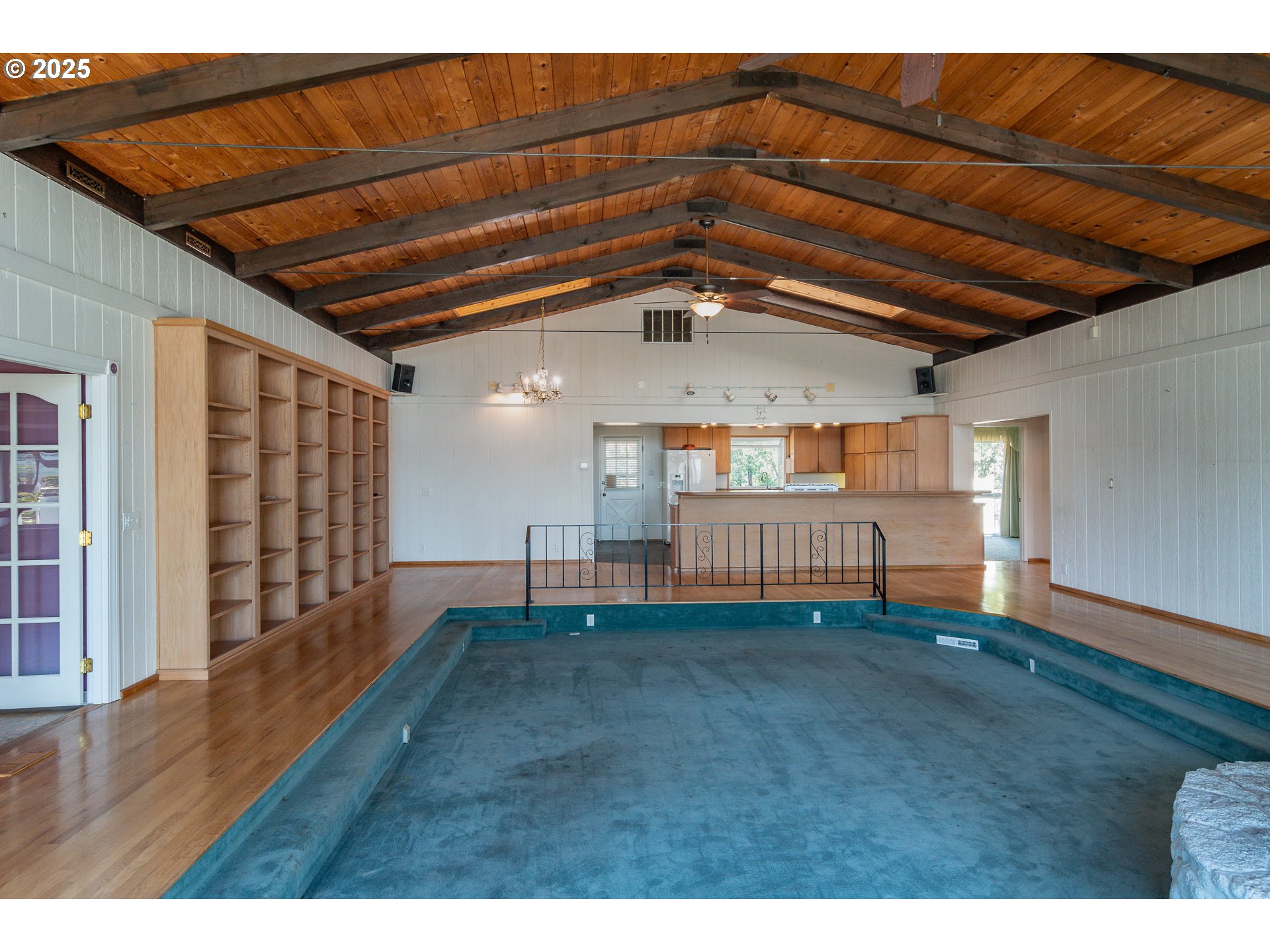 237 Country Lane Roseburg, OR 97471 - Photo 12 of 48