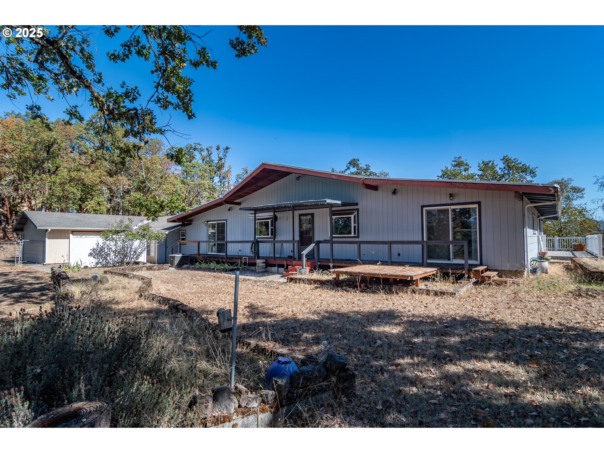 237 Country Lane Roseburg, OR 97471 - Photo 34 of 48