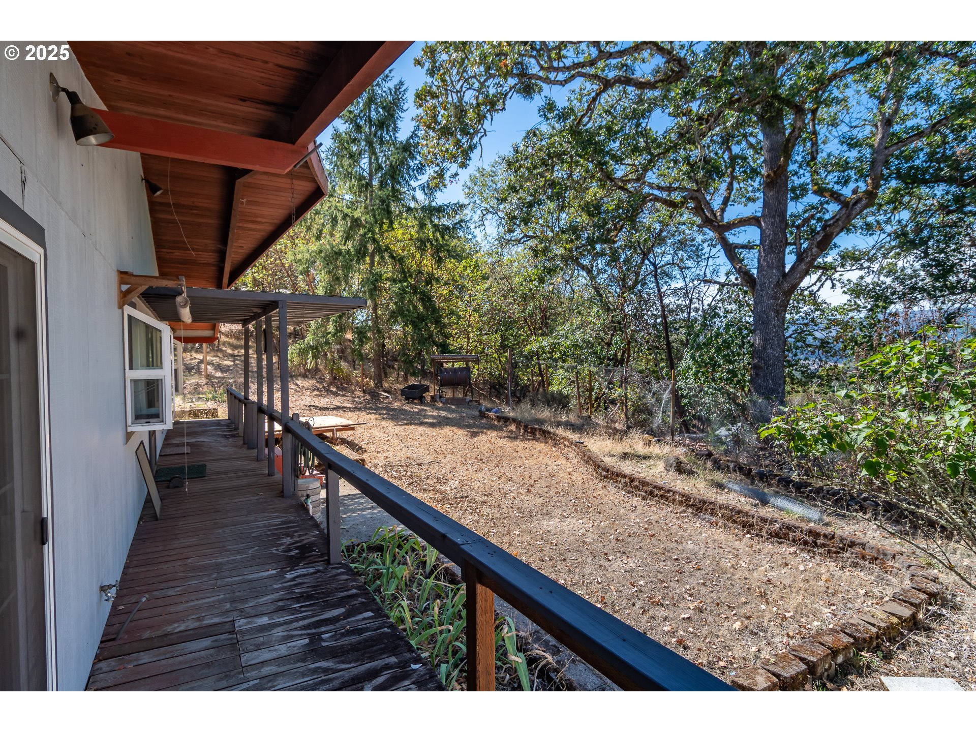 237 Country Lane Roseburg, OR 97471 - Photo 35 of 48