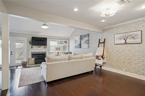 $325,000 | 9 Drifter Lane, New Orleans, LA 70124