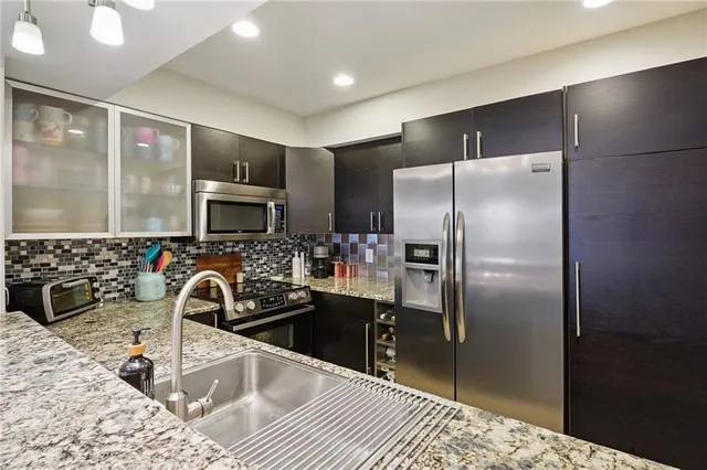 $319,900 | 9 Drifter Lane, New Orleans, LA 70124