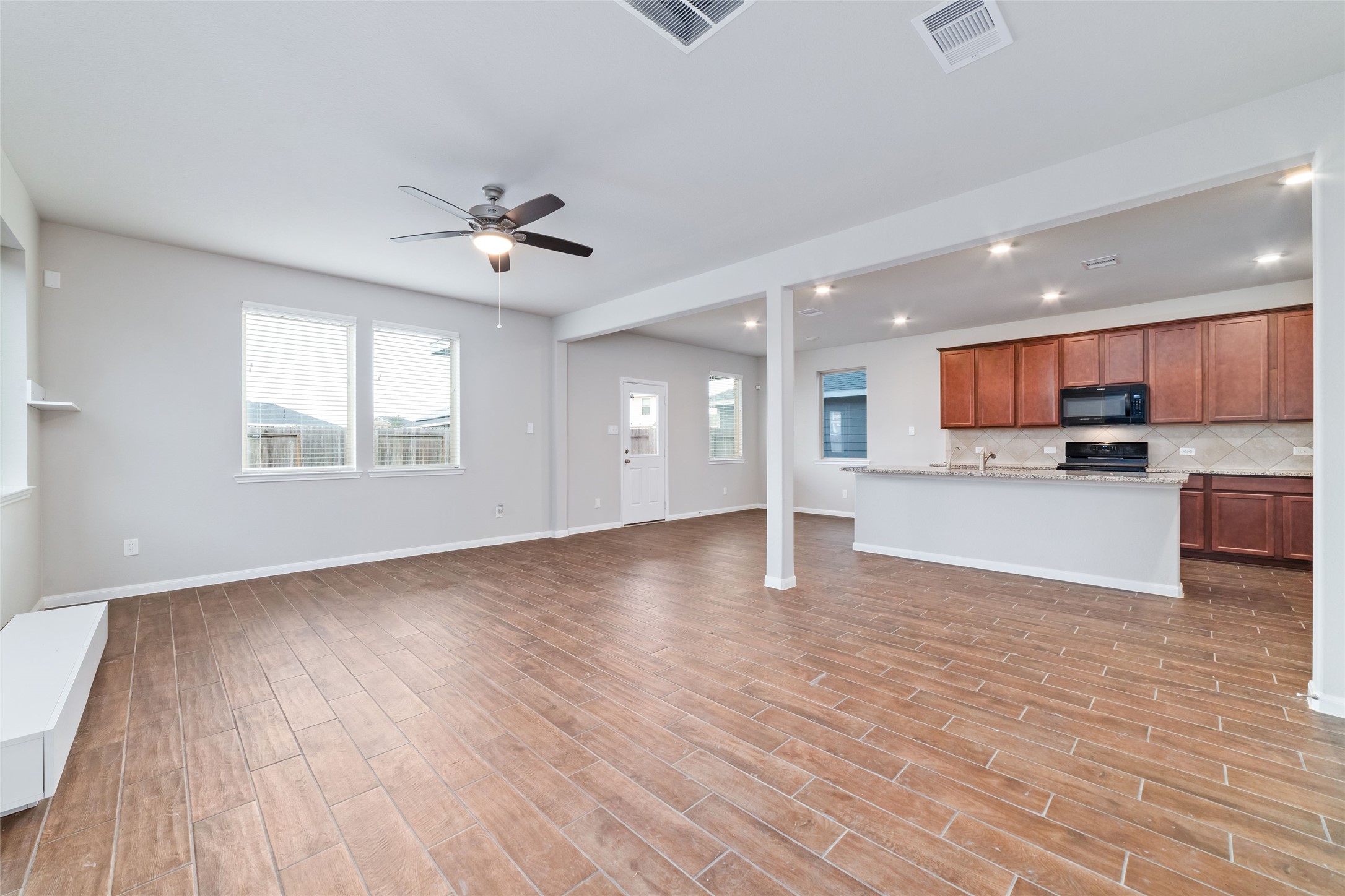 21622 Buttonsage Lane Katy, TX 77449 - Photo 6 of 23